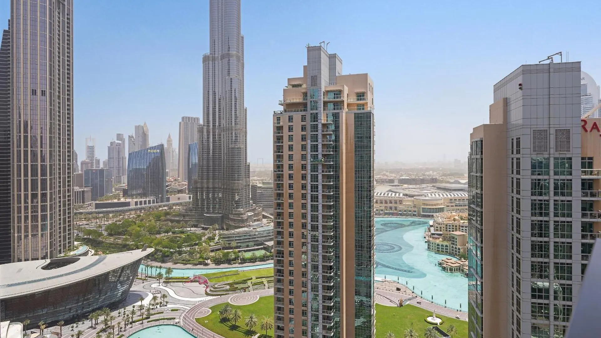 Modern 3Br Plus 1 Gr In Downtown With Burj Khalifa View Dubai United Arab Emirates